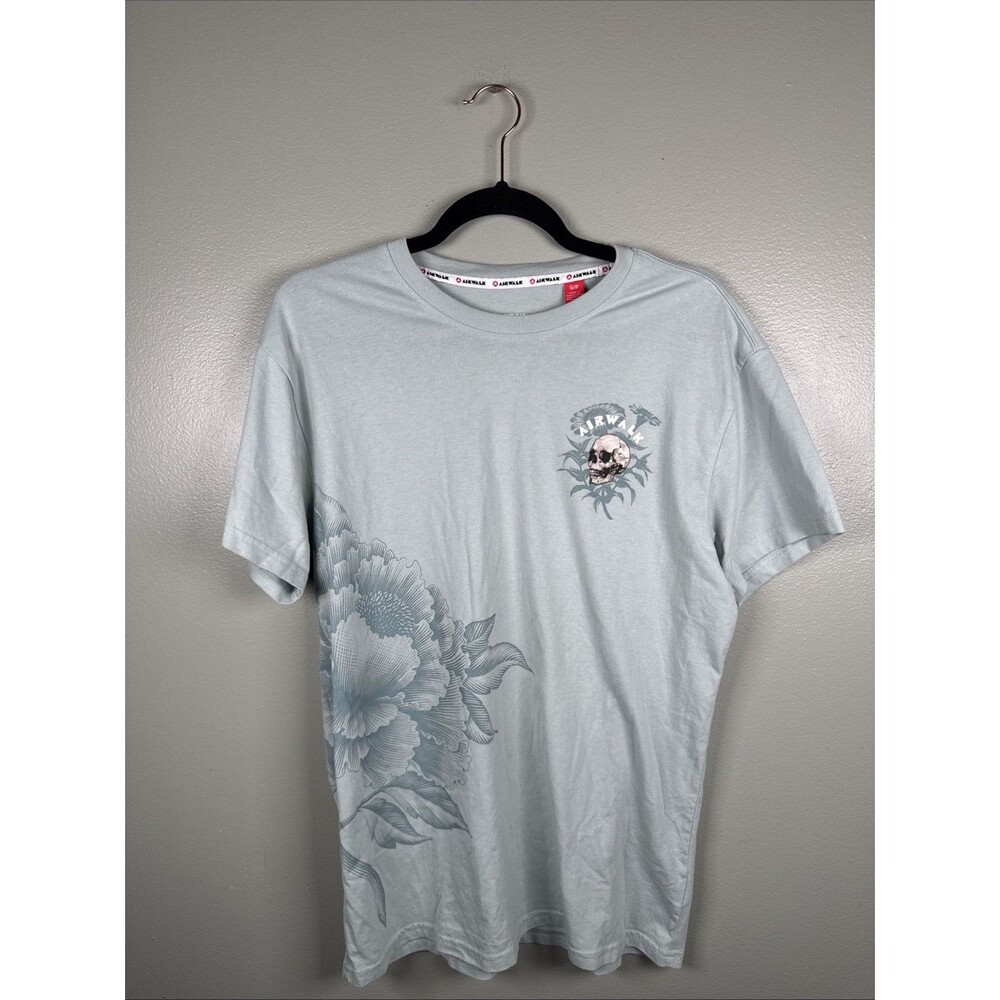 FLAW - Airwalk light Green Floral and Skull Men’s T-Shirt  Graphic Tee Size S‎
